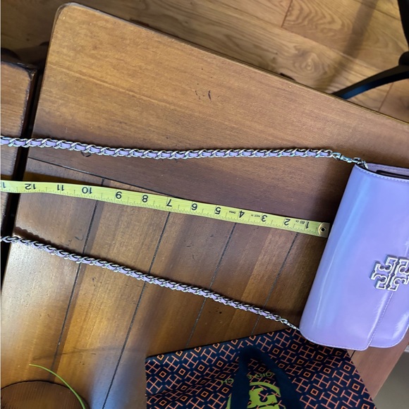 Gorgeous~Tory Burch Patent Chain Wallet W/Wristlet In Lavender NEW No Tags!💜 - Picture 11 of 13